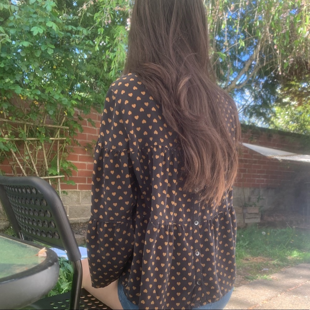 Black blouse with gold hearts :)